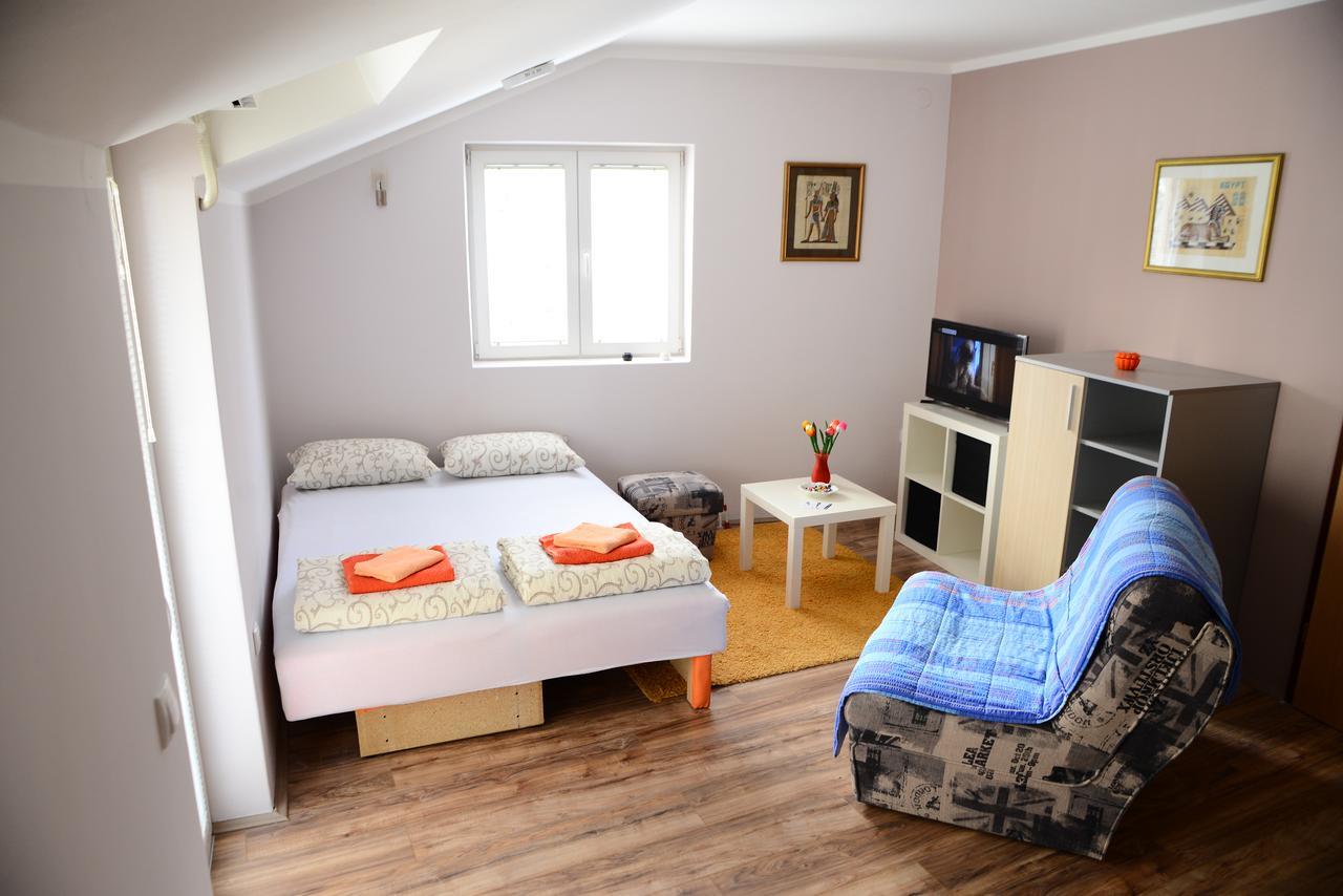 Athos Apartments Ni Buitenkant foto