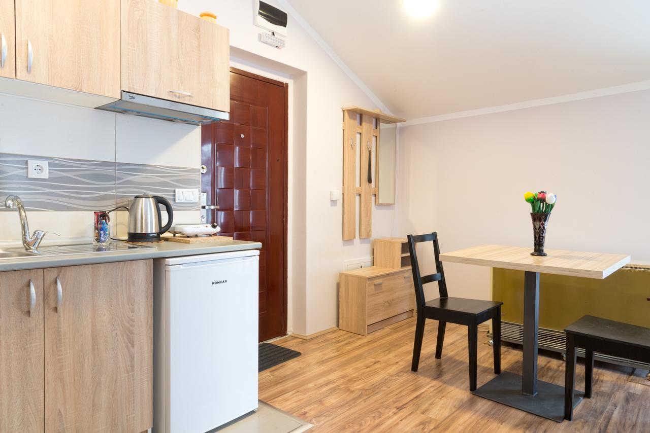 Athos Apartments Ni Buitenkant foto